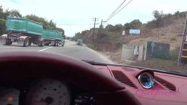 Неудержимая тёлочка согласилась прокатиться к океану - #6