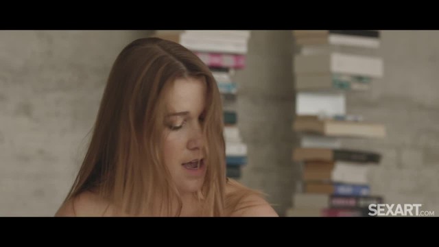 Облазнительные модельки предпочитают именно лесби-ласки