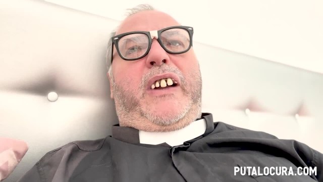 Этому зрелому мужику невероятно повезло с грудастой падчерицей - #1