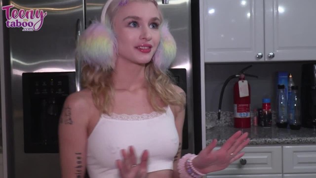 Для миниатюрной падчерицы вообще не существует никаких запретов - #1