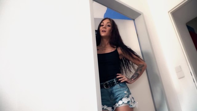 Нельзя попасть в этот хостел и не быть оттраханной - #1